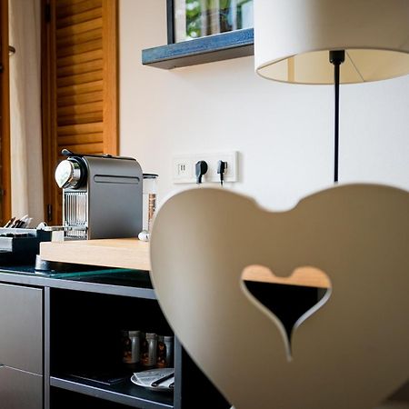 Das Тегернзее Екстериор снимка A Nespresso machine in a hotel room