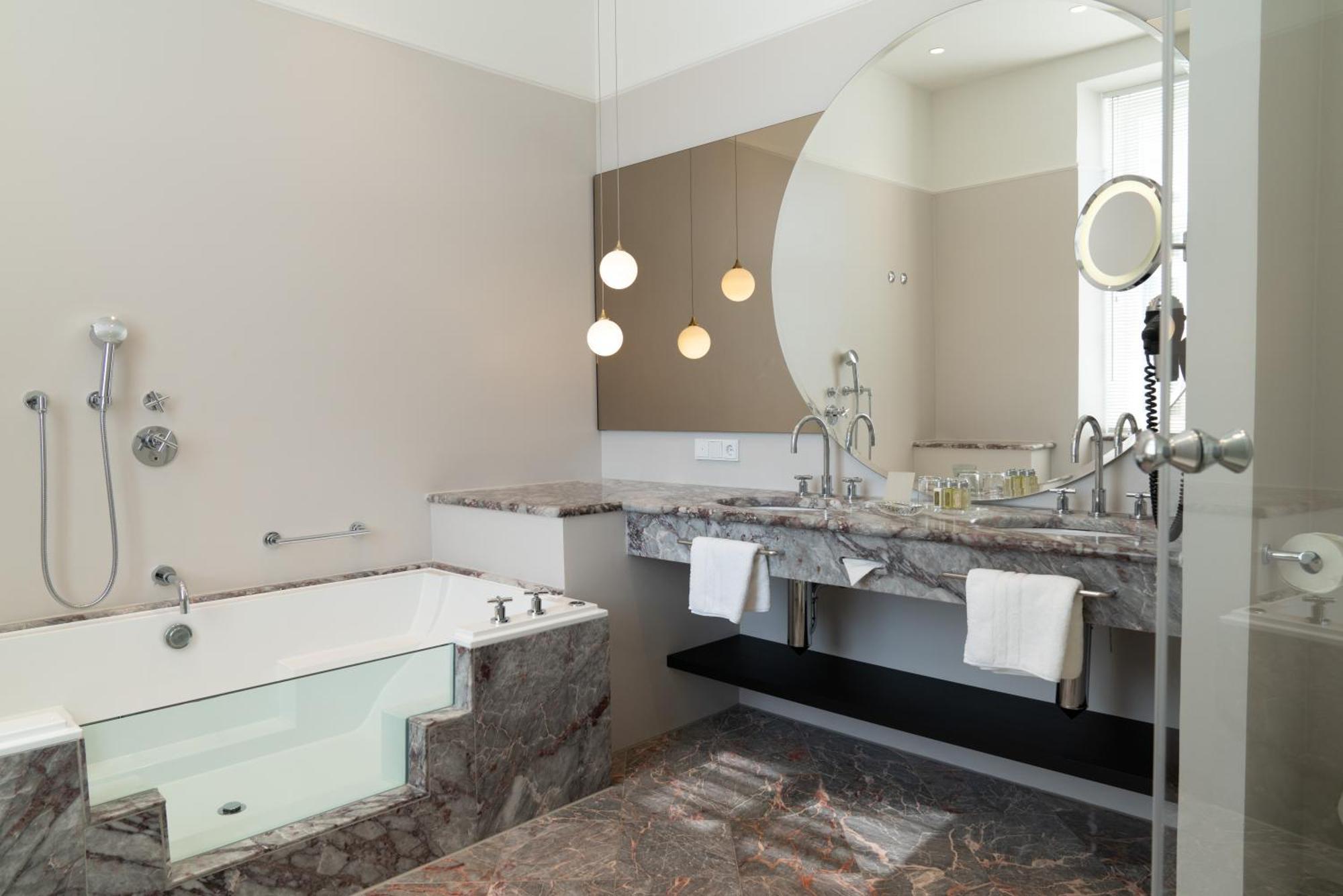 Das Тегернзее Екстериор снимка Bathroom